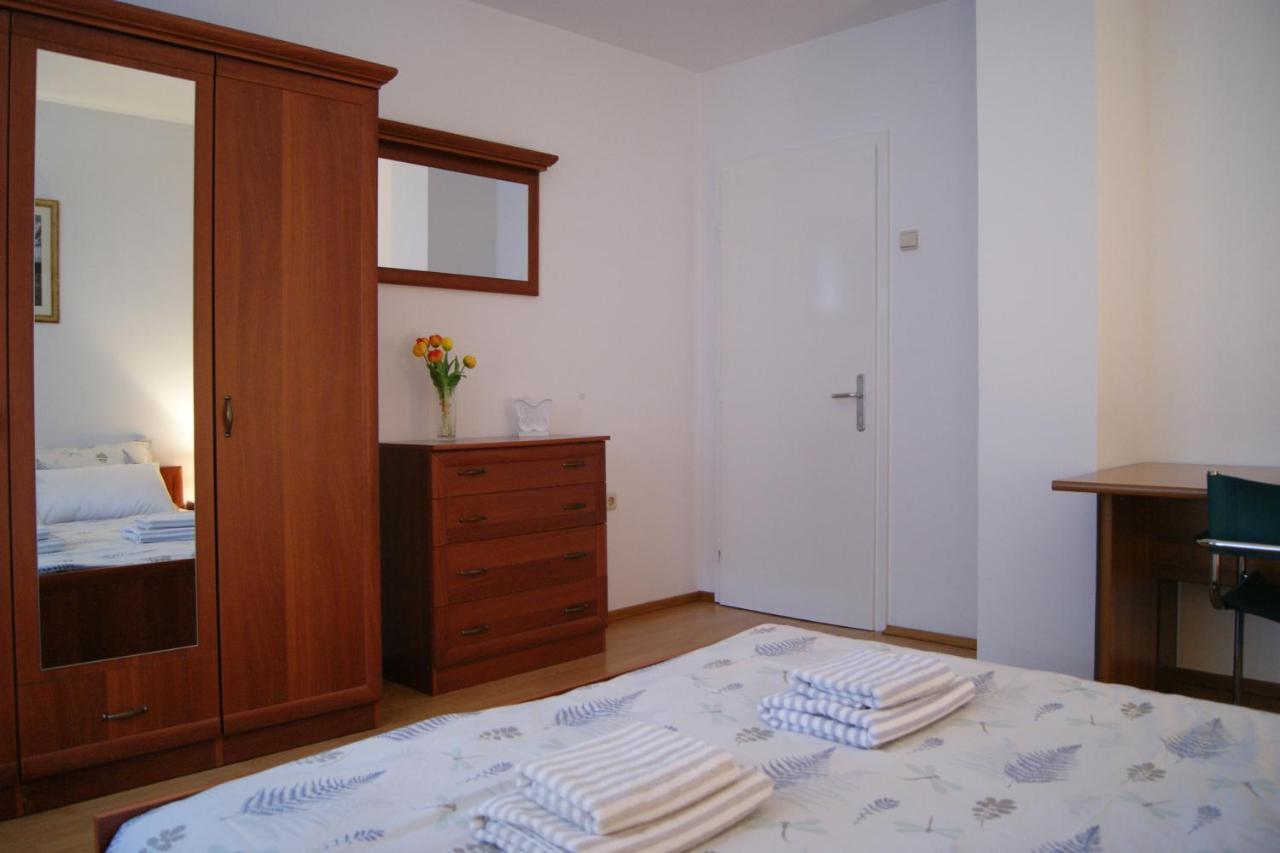 Apartment Lynx Korenica Buitenkant foto