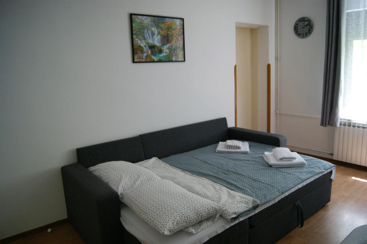 Apartment Lynx Korenica Buitenkant foto